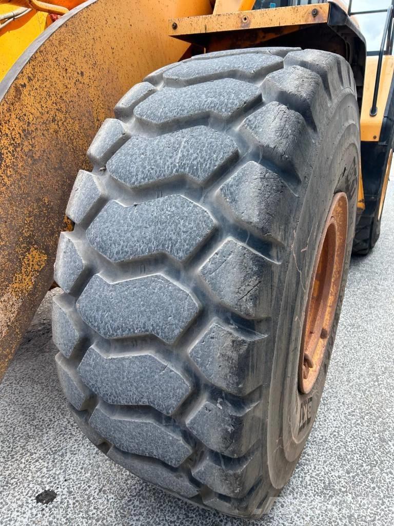 Hyundai HL 970 Фронтальні навантажувачі