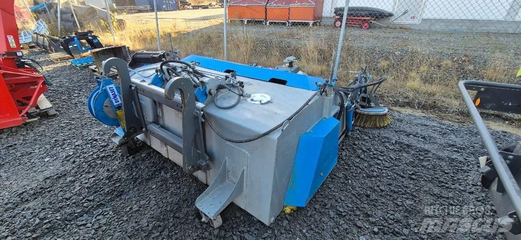 Snowek K220 Щітки