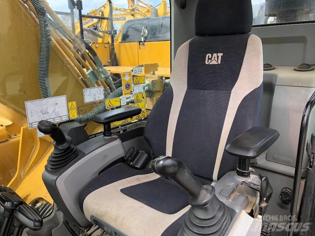 CAT 326F LN Гусеничні екскаватори