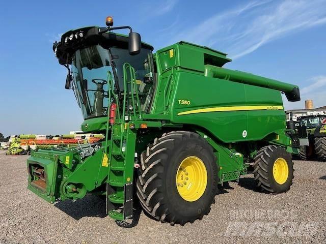 John Deere T 550 Зернозбиральні комбайни