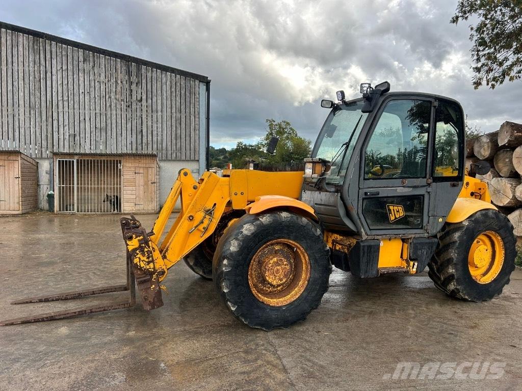 JCB 530-70 Телескопічні навантажувачі