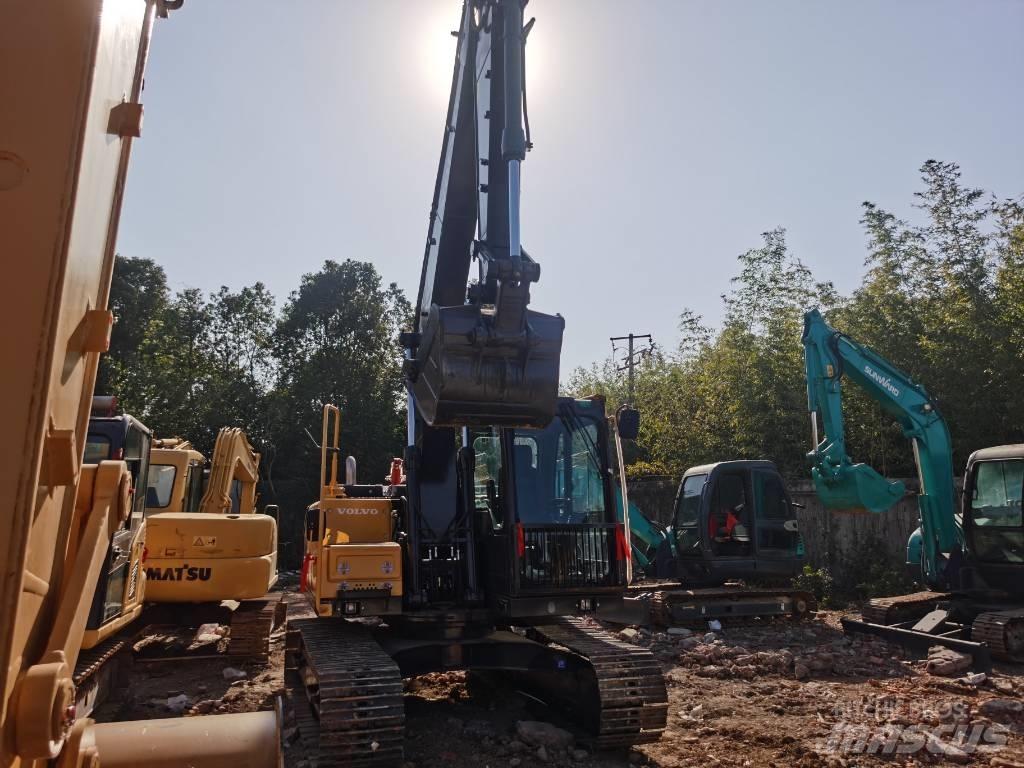 Volvo EC 140 Гусеничні екскаватори