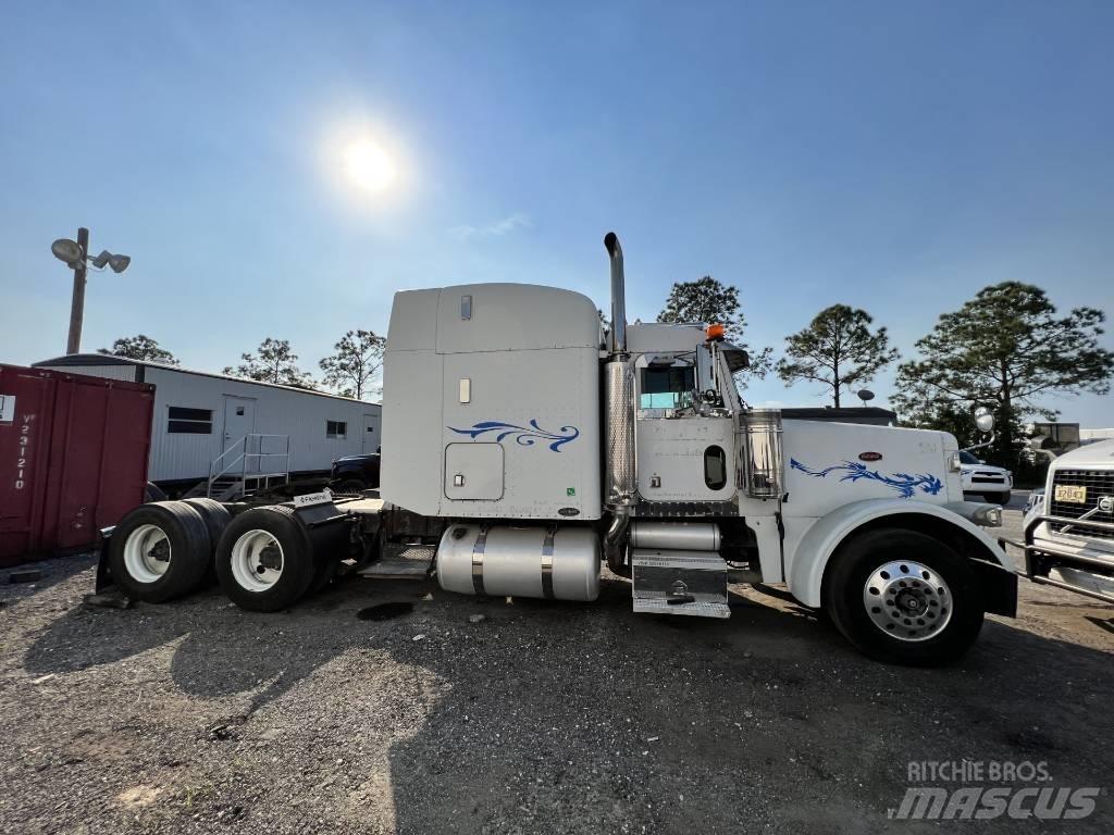 Peterbilt 378 Тягачі