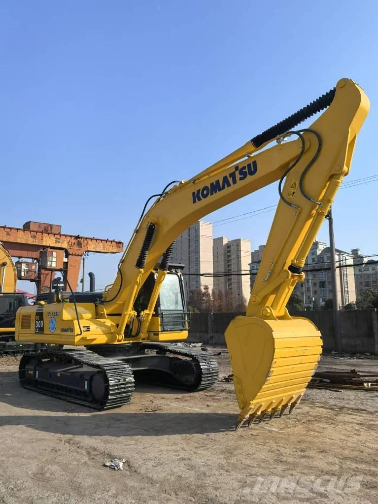 Komatsu PC 300-8 Гусеничні екскаватори