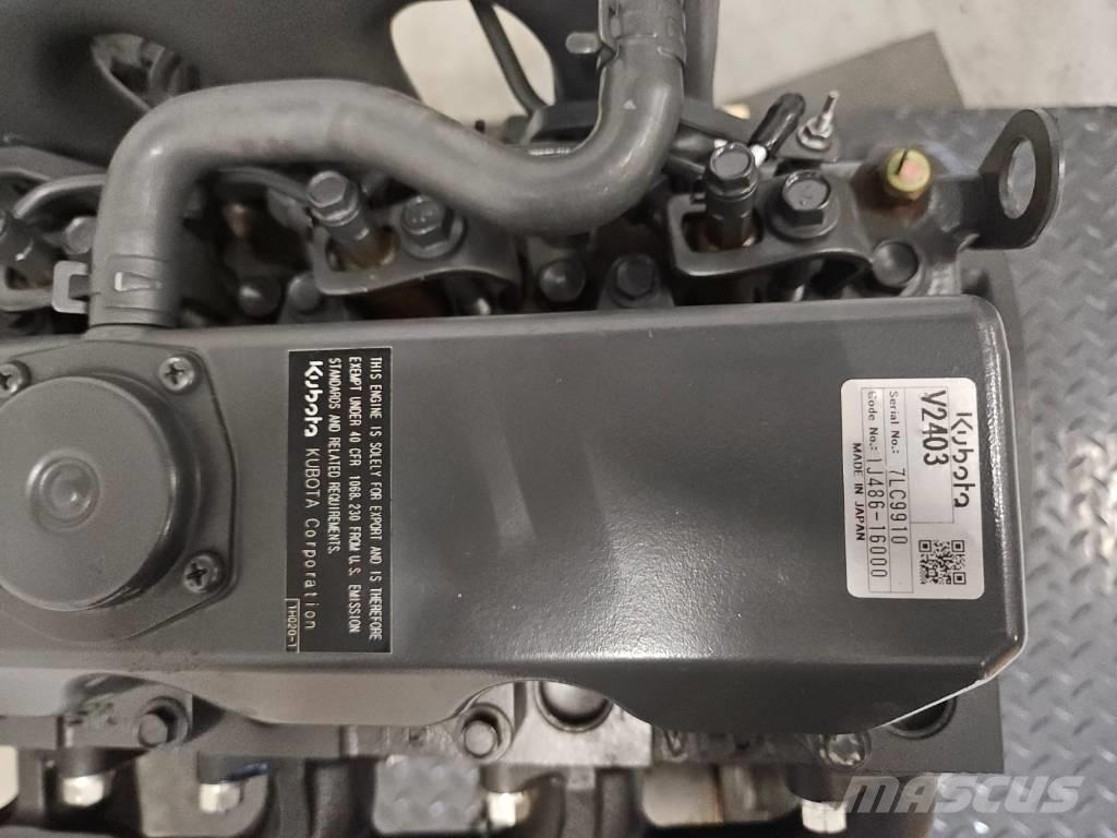 Kubota V2403 Двигуни