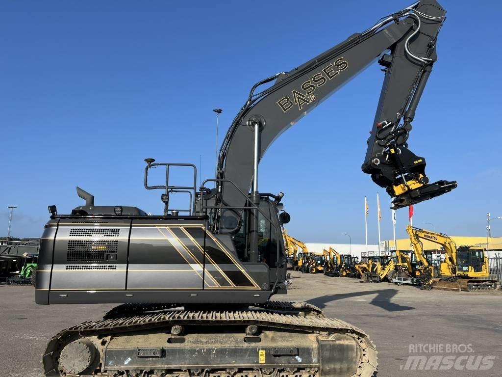 CASE CX 210 E Гусеничні екскаватори