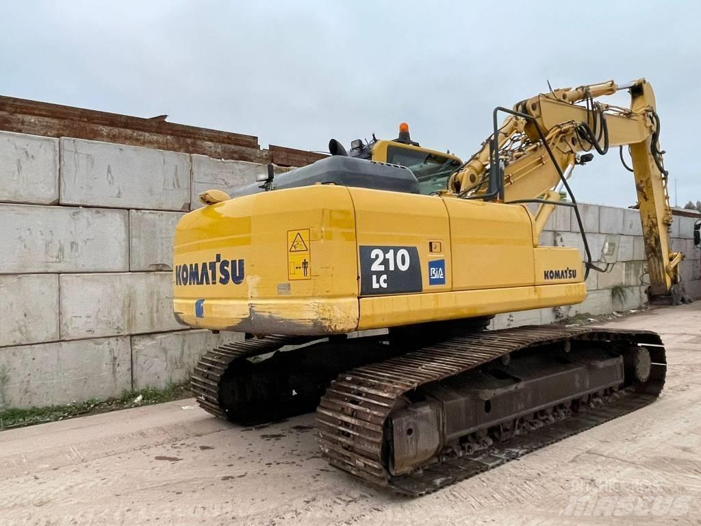 Komatsu PC 210 Гусеничні екскаватори