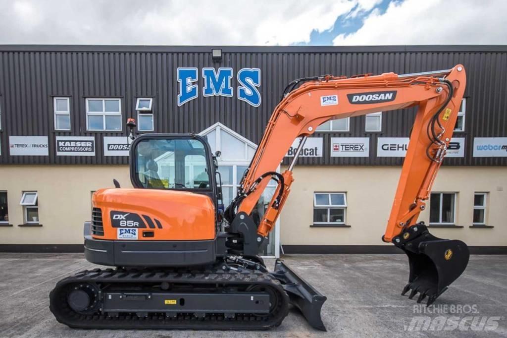 Doosan DX 85 R Середні екскаватори 7т. - 12т.