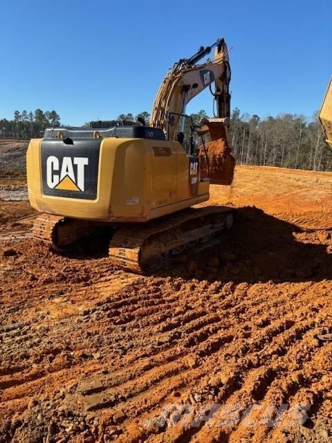 CAT 320F Гусеничні екскаватори