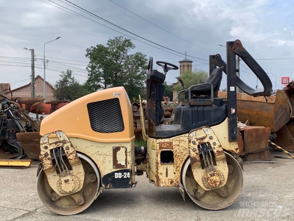 Volvo DD 24 Котки тротуарні