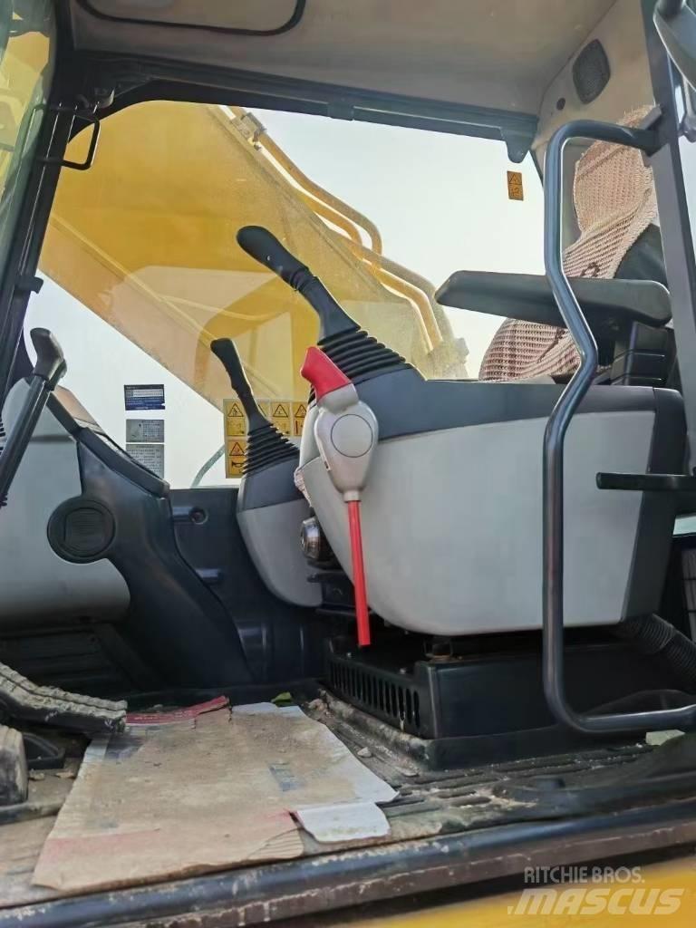 Komatsu 400-8R Гусеничні екскаватори