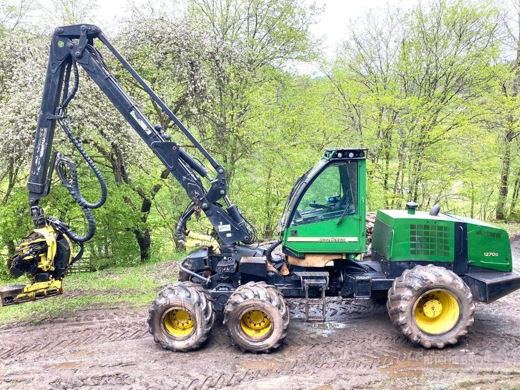 John Deere 1270 D Харвестери