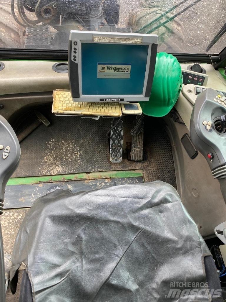 John Deere 1270 D Харвестери