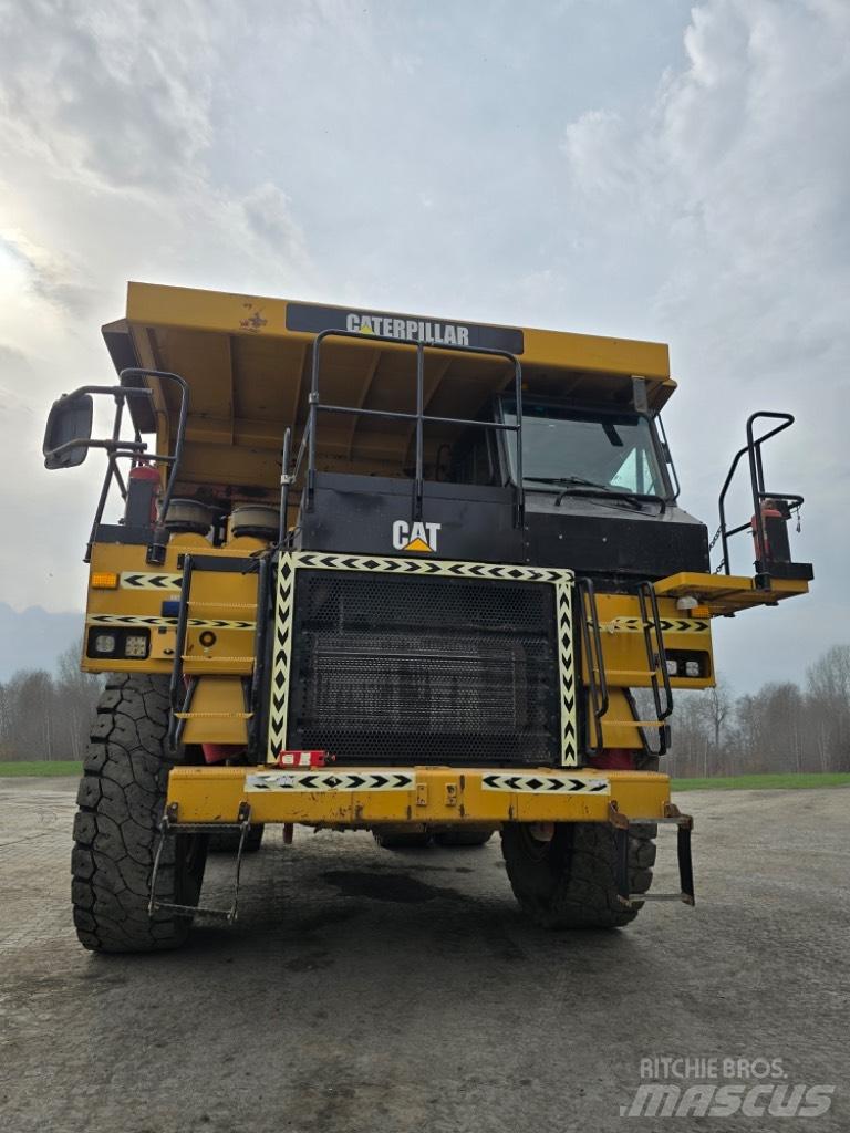 CAT 773 E Кар`єрні самоскиди
