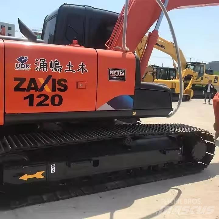 Hitachi ZX120 Гусеничні екскаватори