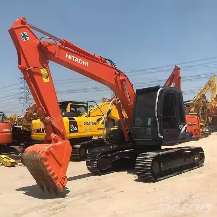 Hitachi ZX120 Гусеничні екскаватори