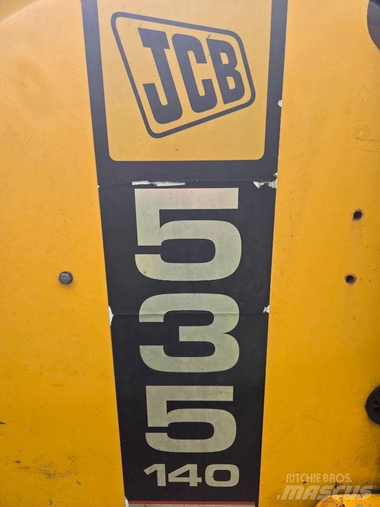 JCB 535-140 Телескопічні навантажувачі