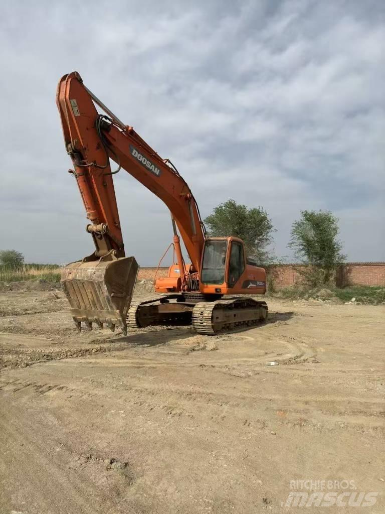 Doosan DH 300 LC-7 Гусеничні екскаватори