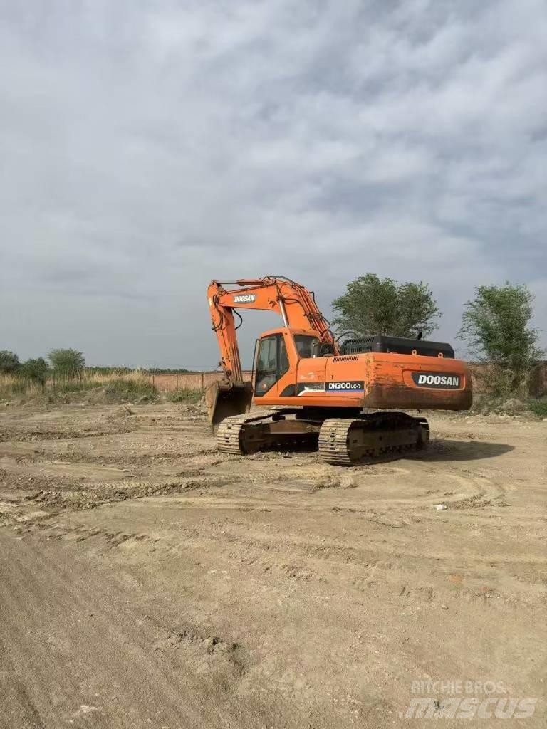 Doosan DH 300 LC-7 Гусеничні екскаватори