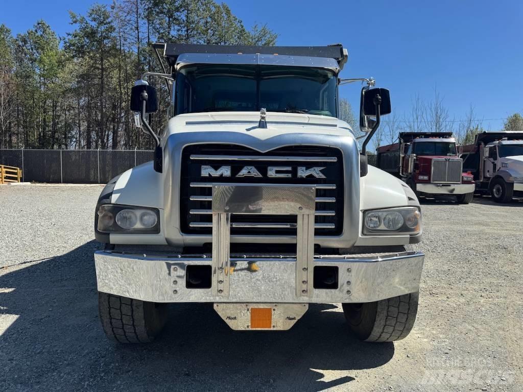 Mack Granite GU 433 Самоскиди