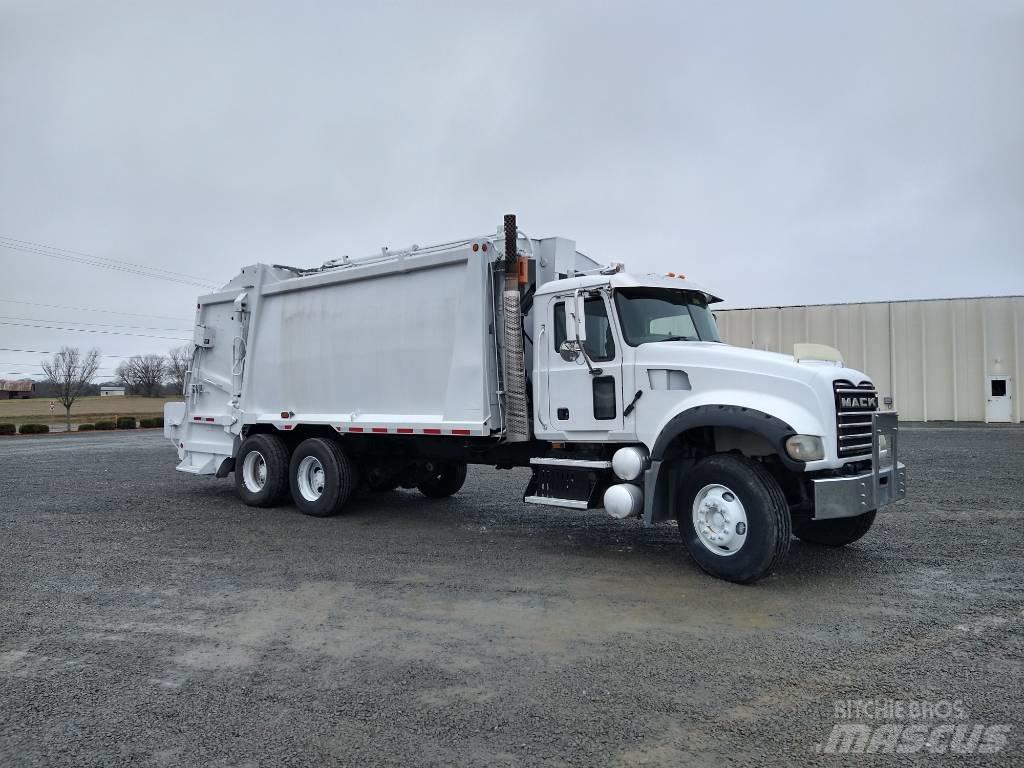 Mack GRANITE GU713 Сміттєвози