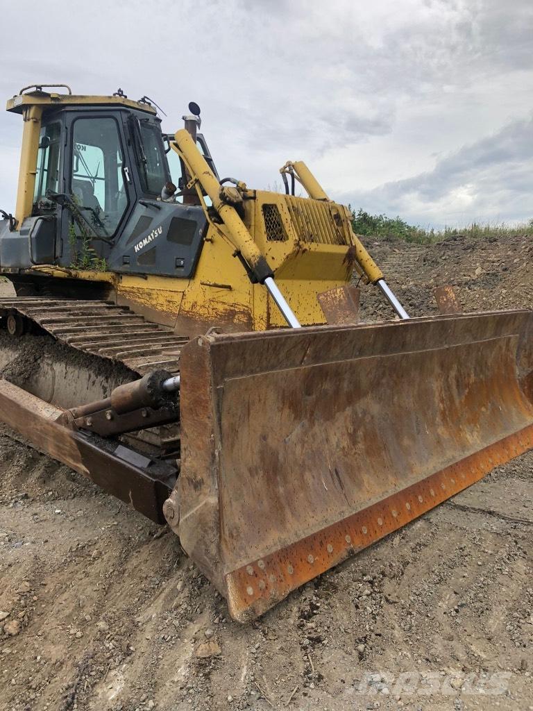 Komatsu D 65 PX-12 Гусеничні бульдозери