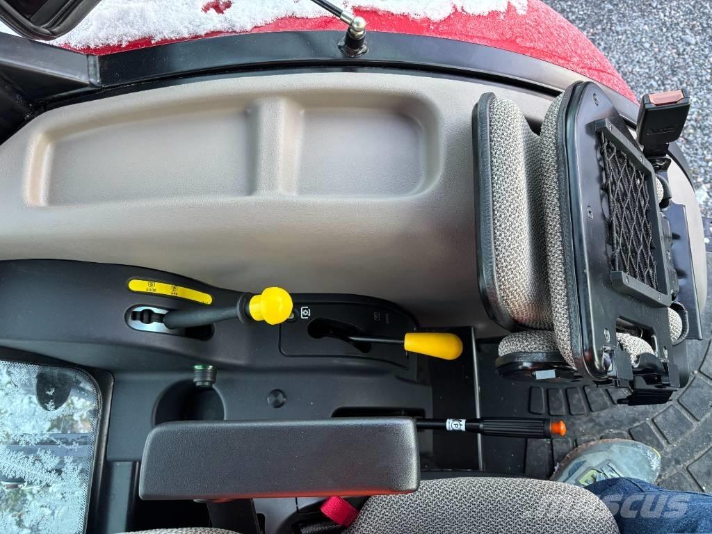 Case IH Farmall 75 A Трактори