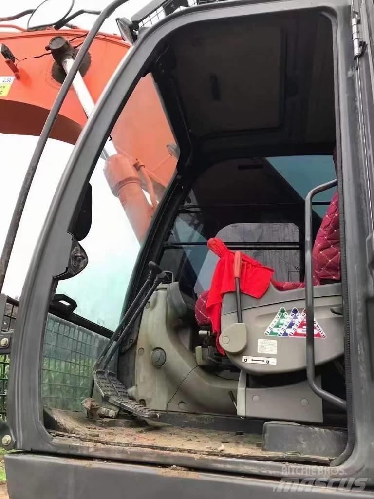 Hitachi ZX350 Гусеничні екскаватори