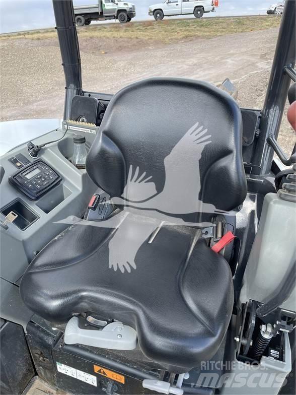 Bobcat E321 Інші причепи
