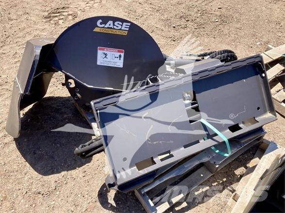 CASE  Машини для подрібнення пнів