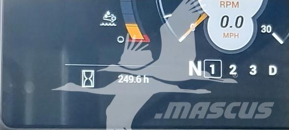 CASE 721G Фронтальні навантажувачі