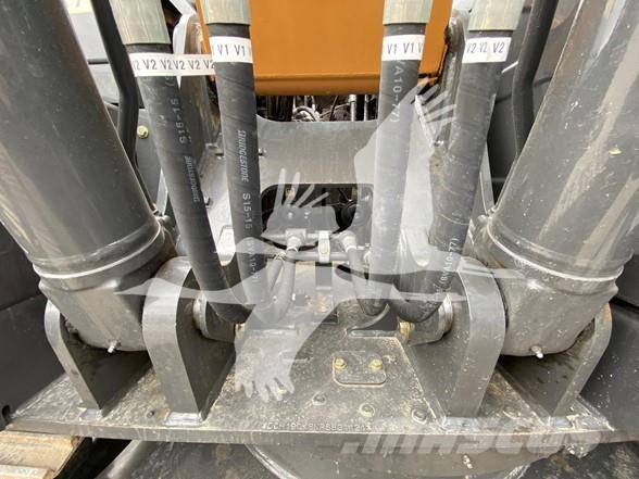 CASE CX190E Гусеничні екскаватори