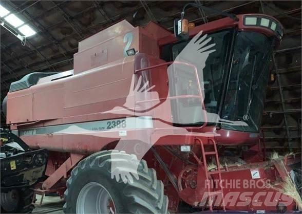 Case IH 2388 Зернозбиральні комбайни