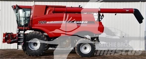 Case IH 7120 Зернозбиральні комбайни