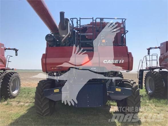Case IH 8250 Зернозбиральні комбайни