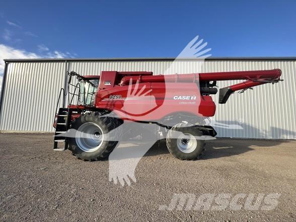 Case IH 8250 Зернозбиральні комбайни