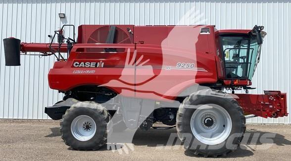 Case IH 9250 Зернозбиральні комбайни
