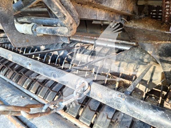 Case IH RB565 Рулонні прес-підбирачі