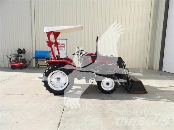  FARM PRO 2425 Трактори