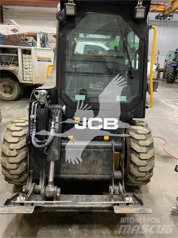 JCB 215 Міні-навантажувачі