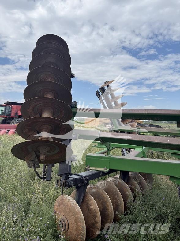 John Deere 630 Дискові борони