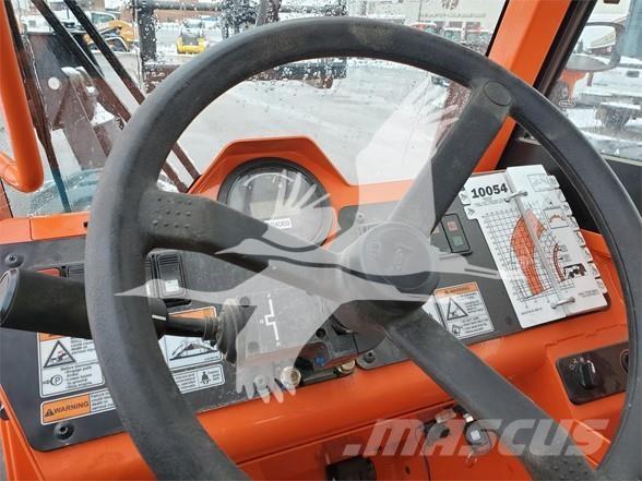 SkyTrak 10054 Телескопічні навантажувачі