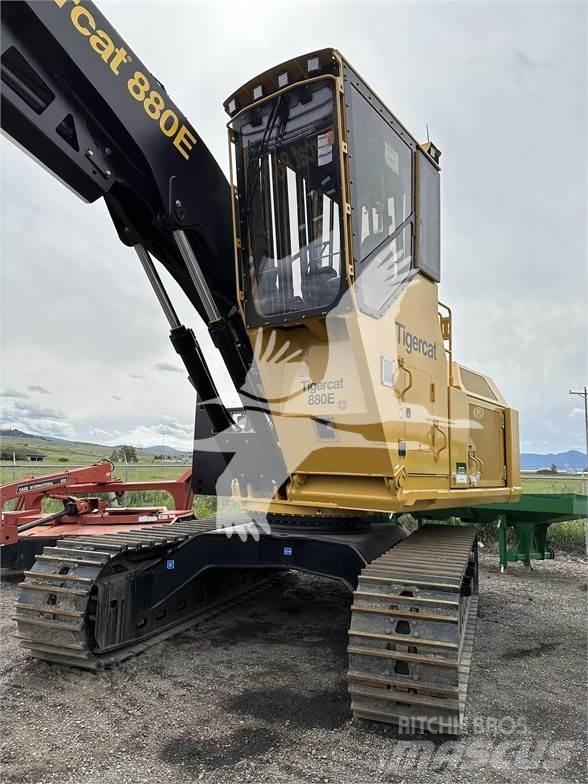 Tigercat 880E Лісонавантажувачі
