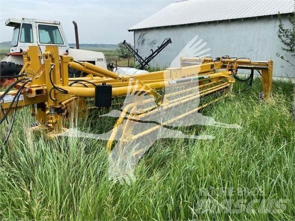 Vermeer R2800 Граблі і сінозворушувачі