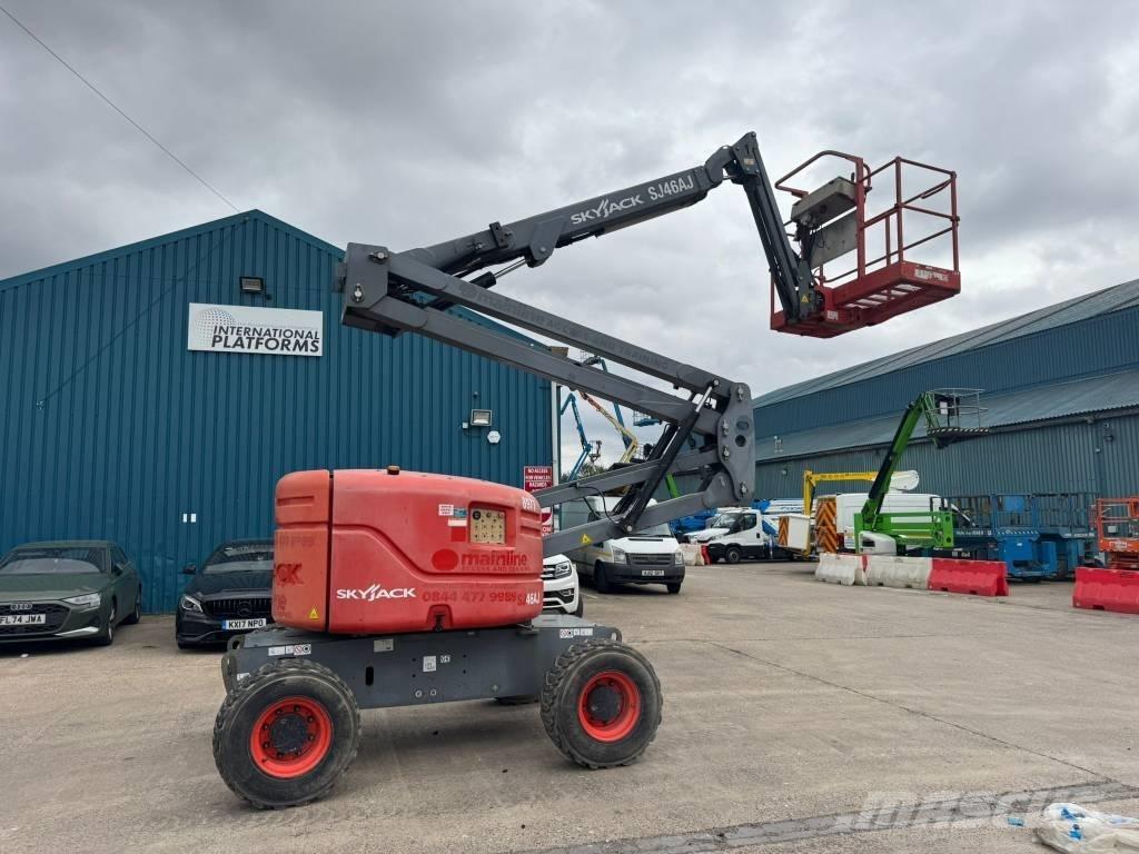 SkyJack SJ 46 AJ Колінчаті підйомники