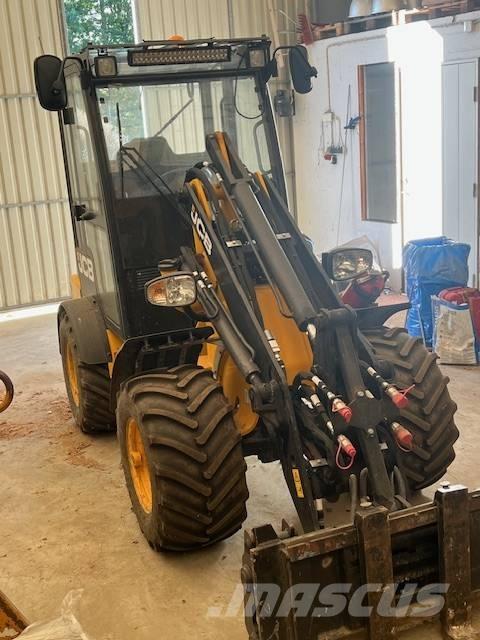 JCB 403 Малі навантажувачі