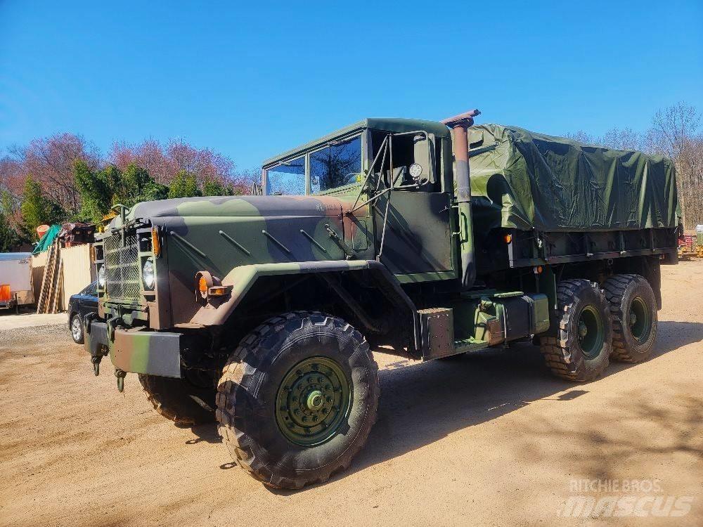 BMY M925A2 Фургони