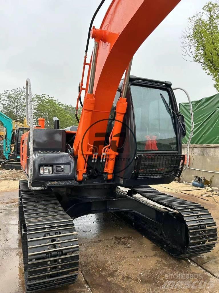 Hitachi ZX 120-6 Середні екскаватори 7т. - 12т.
