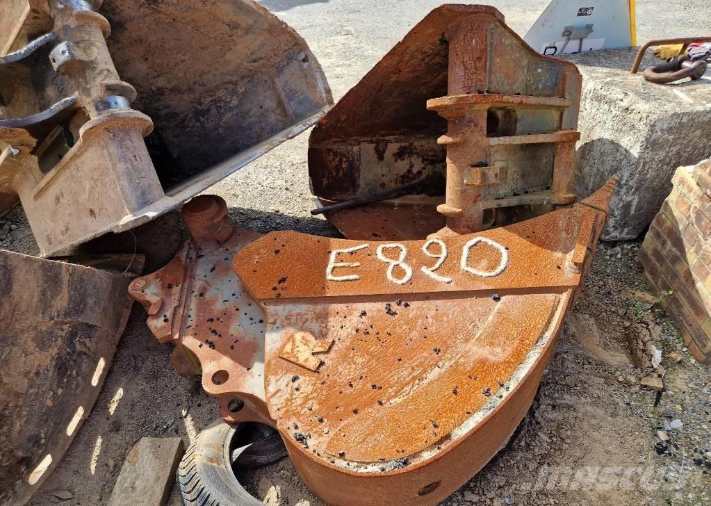 JCB JS 145 W Колісні екскаватори