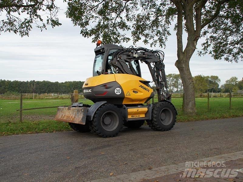 Mecalac 7MWR Колісні екскаватори